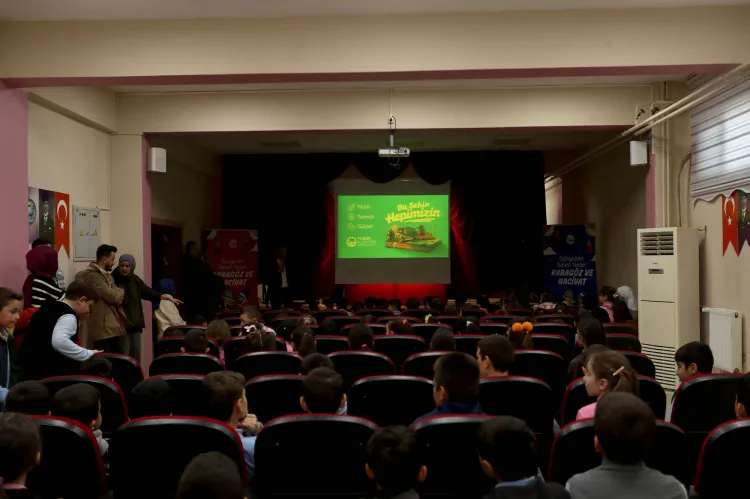 Sakarya'da Karagöz-Hacivat eşliğinde şehir farkındalığı haberi