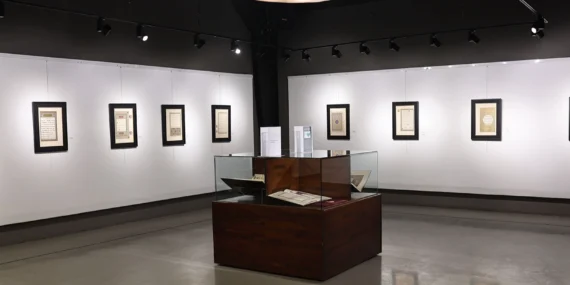 Sakarya'da ‘İstanbul Mushafı’ sergisi sanatseverlerle buluştu haberi