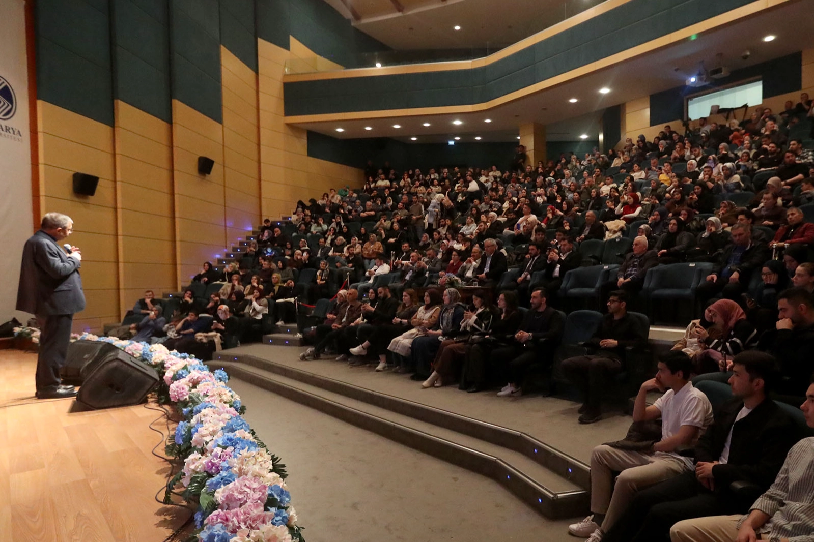 Sakaryalı sanat dostları Hayati İnanç’la buluştu haberi