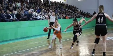 Şampiyon Gürespor..  -Ferhatoğlu Edremit Belediyesi Gürespor, 25 yıl sonra Süper Lig’de! haberi