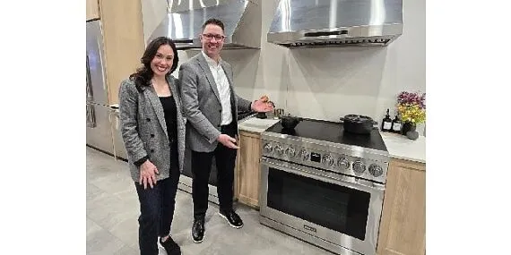 Samsung KBIS 2025'te akıllı ekranlarla donatılan AI ev cihazlarını sergiledi haberi