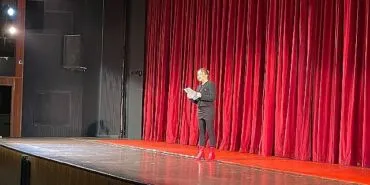 Şehrin Tiyatrosu tüm sahnelerinde 8 Mart Dünya Kadınlar Günü'nü kutladı haberi