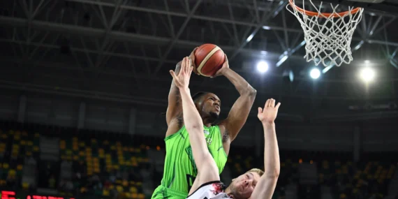 TOFAŞ rövanşı alıp yarı finale yükselmek istiyor haberi