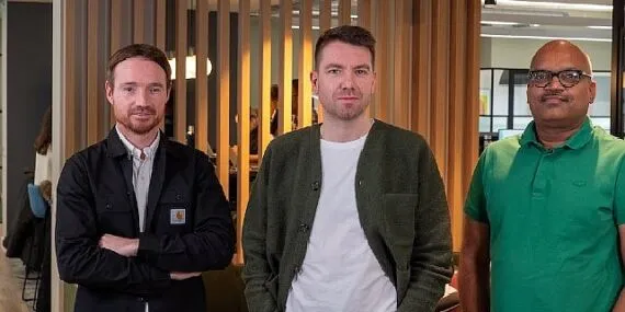 UiPath, İngiltere Merkezli Yapay Zekâ Şirketi Peak'i Satın Aldı haberi