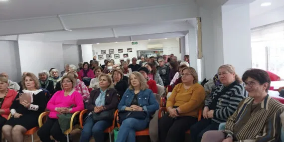 Uzmanlar sosyal medya ve beyin ilişkisini anlattı! Sosyal medya diyeti yapın! haberi