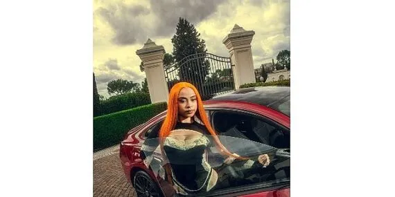 Yepyeni Mercedes-Benz CLA, Roma'daki yıldızlarla dolu dünya prömiyerinde etkileyici bir performans sergiledi   haberi