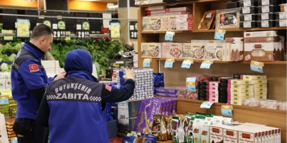 Zabıtadan çikolata baskını haberi