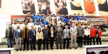 Bayburt Üniversitesi Bowlingde Zirvede: 12 Madalyayla Şampiyonluk! Haberi