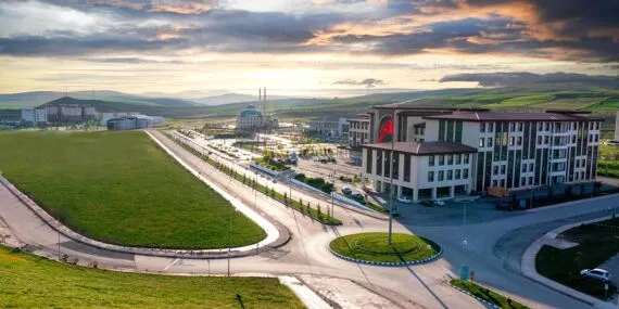 Bayburt Üniversitesi, URAP Dünya Sıralamasında Büyük Başarı Elde Etti Haberi