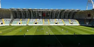 1966 Edremitspor Şampiyonluk yolunda engel tanımıyor haberi