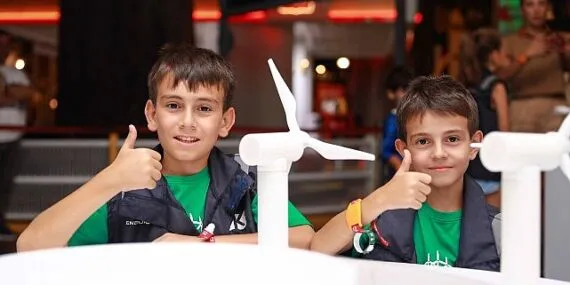 23 Nisan’a Özel Yenilenebilir Enerji Boyama Atölyesi’nde Çocukların Hayalleri Renklendi haberi