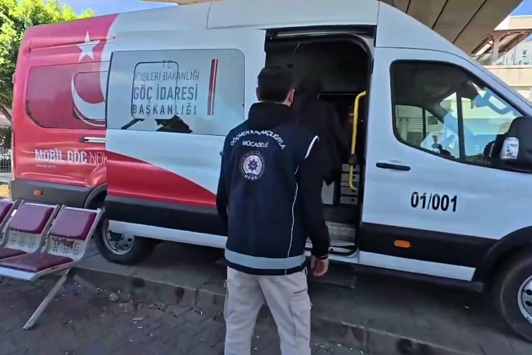 723 düzensiz göçmen yakalandı haberi