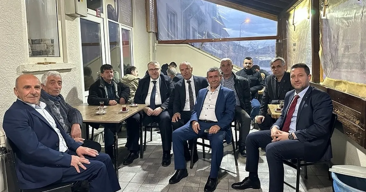 AK Parti Pazaryeri'nde bayram coşkusu haberi