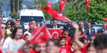 Aliağalılar 23 Nisan Çocuk Bayramı’nı Avcı Ramadan Parkı’nda Kutladı haberi