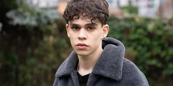 Alper Erözer'den Yeni Şarkı 'Gelme İstesen De' haberi