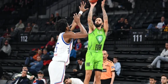 Anadolu Efes, TOFAŞ'ı potaladı! haberi