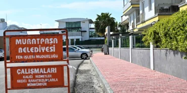 Antalya Muratpaşa'da kaldırım çalışmalarına devam haberi