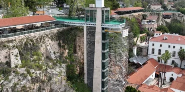 Antalya Yat Limanındaki asansörde bakım onarım! haberi