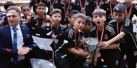 Antalya, çocuk futbolunun başkenti oluyor! haberi