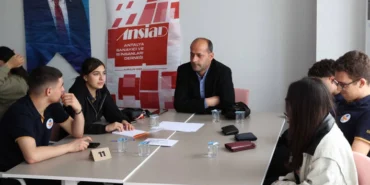 Antalya'da gençlere  Cittaslow Fikir Maratonu düzenlendi haberi