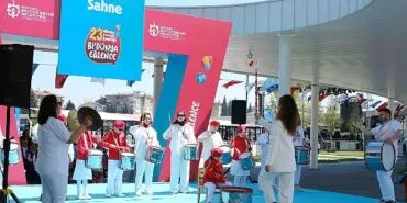 “Arı Maya” Kocaelili minikler için sahnede haberi