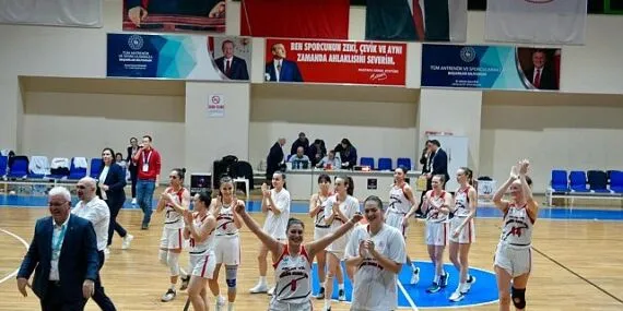 Aslan Yol Burhaniye Belediyespor Play-off’ta haberi
