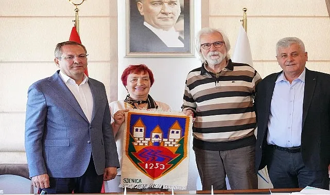 Ayvalık Belediyesi’ne Sjenica Belediye Başkanı Munib Mujagic’ten Kardeş Şehir Daveti haberi