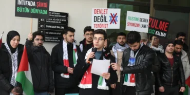 BTÜ'lü öğrenciler Gazze için tek yürek haberi