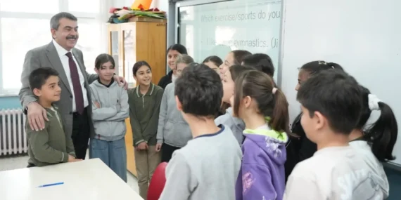 Bakan Tekin'den Çorum güzergahında 'çat kapı' ziyaretler haberi