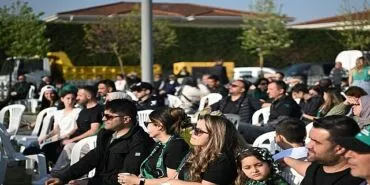 Başkan Kocaman, Kocaelispor’un Maçını Kartepelilerle İzledi haberi