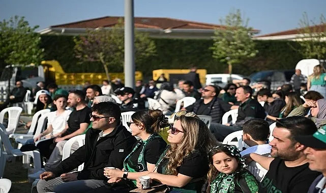 Başkan Kocaman, Kocaelispor’un Maçını Kartepelilerle İzledi haberi