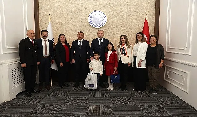Başkan Uzun, Makamını Çocuk Başkana Devretti... haberi