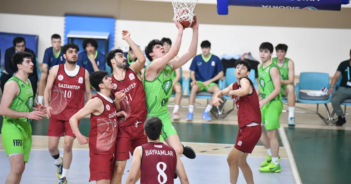 Basketbol Gençler'de TOFAŞ'tan evinde galibiyet haberi