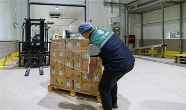 Bayındır Süt Fabrikası’nda çarklar döndü, üreticinin yüzü güldü haberi