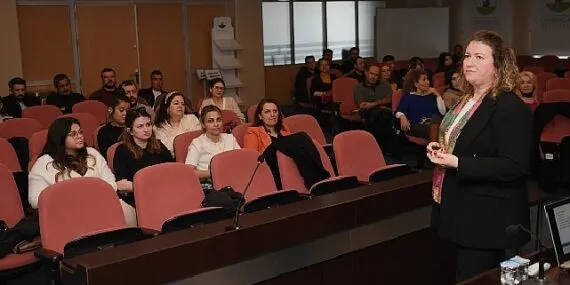 Belediye personeline Toplumsal Cinsiyet Eşitliği eğitimi verildi haberi
