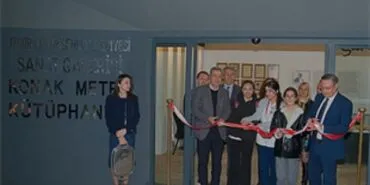 Bin 300 kitaplık kütüphane Konak Metro İstasyonu’nda açıldı haberi