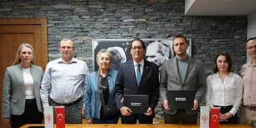 Bornova Belediyesi’nden Çocuklara Dijital Kodlama Eğitimi haberi