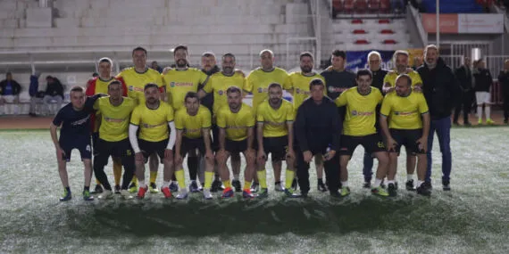 Bursa Gemlik Emek Turnuvası iki maçla başladı haberi