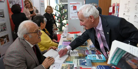 Bursa Osmangazi standında Sarıhan çiftini okurlarla buluşturdu haberi