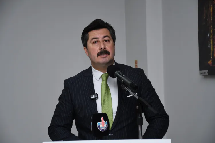 Bursa'da Yenişehir Belediyesi 6’ncı Kitap Fuarı kapılarını açtı haberi