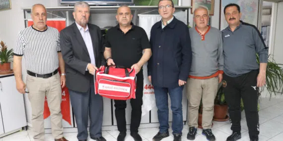 Bursa'da amatör spora 'Hayat' veren çantalar teslim edildi haberi