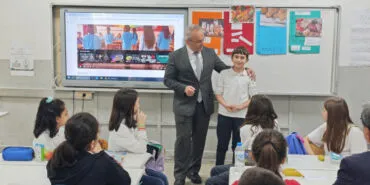 Bursa’da tüm ilçelerde eş zamanlı ders işlendi... İlk ders 'Sağlıklı Beslenme' haberi