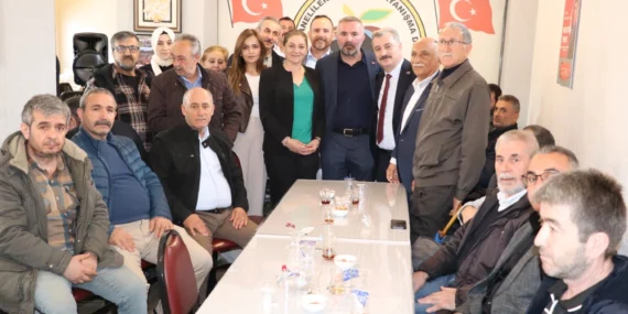 Bursalı Gümüşhaneliler bayramlaştı haberi