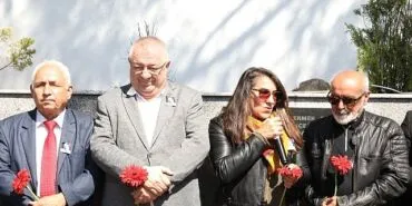 Büyük ozan Ali Ekber Çiçek vefatının 19. yılında Edremit'te anıldı haberi