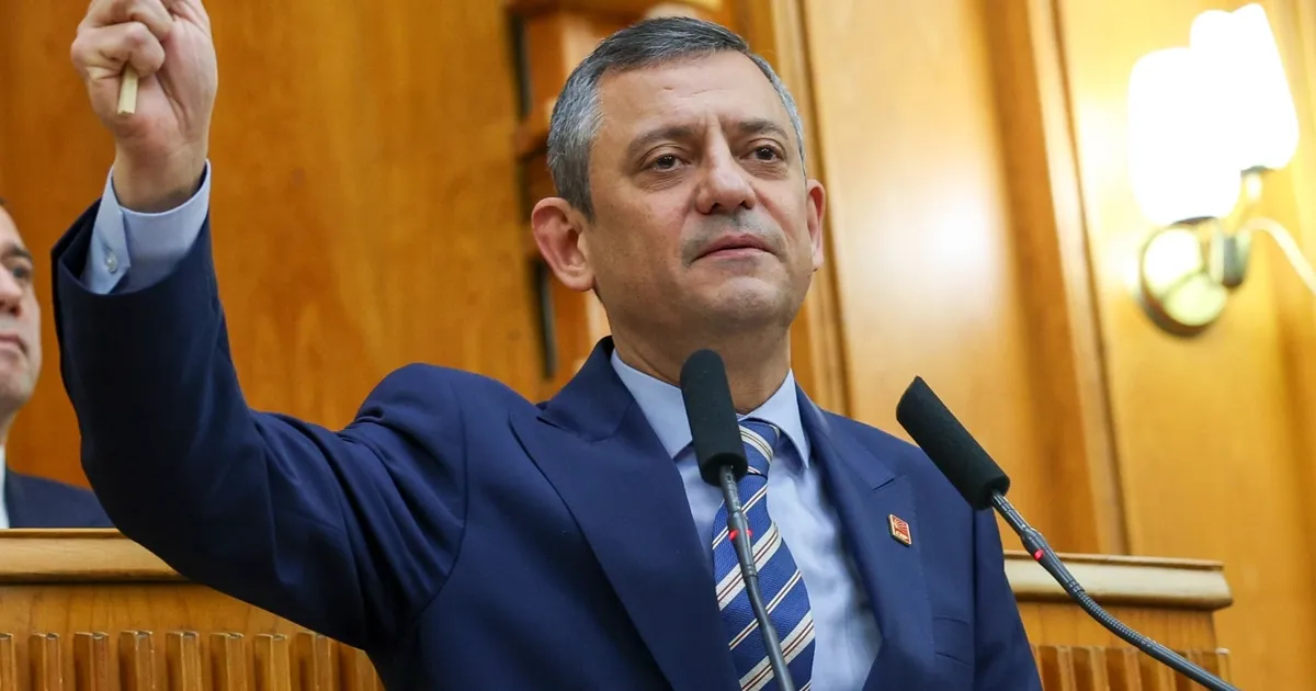 CHP lideri Özel’den baskılara sert tepki! haberi