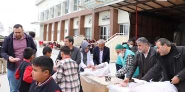 Cansuyu Derneği okullarda öğrencilerle bir araya geliyor haberi