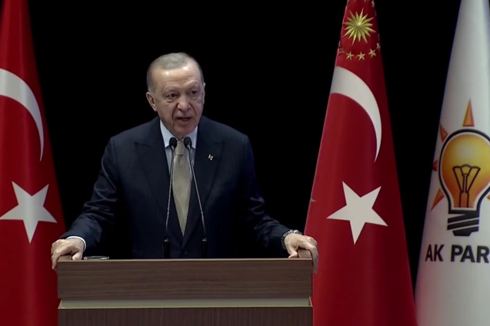 Cumhurbaşkanı Erdoğan'dan bölgesel ve küresel net tavır: Siyasette şiddet ve hakarete yer yok! haberi