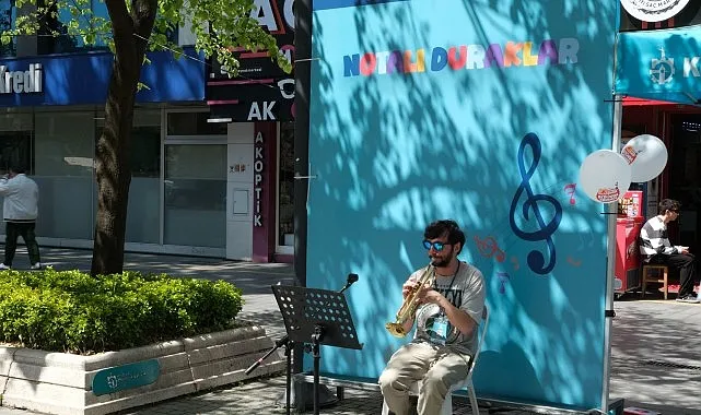 Cumhuriyet Bulvarı'nda 23 Nisan'a özel "Notalı Duraklar" haberi