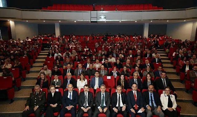 DEÜ ve İzmir Valiliği’nden aileyi güçlendirme hamlesi haberi