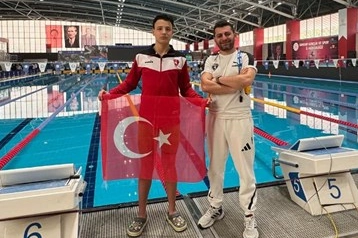 Denizlili yüzücüden Türkiye Şampiyonluğu haberi